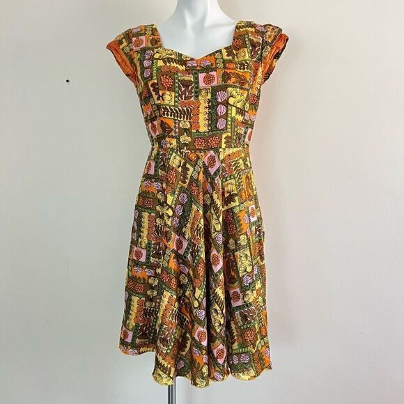 Vintage printed handmade dress - Picture 1 of 13